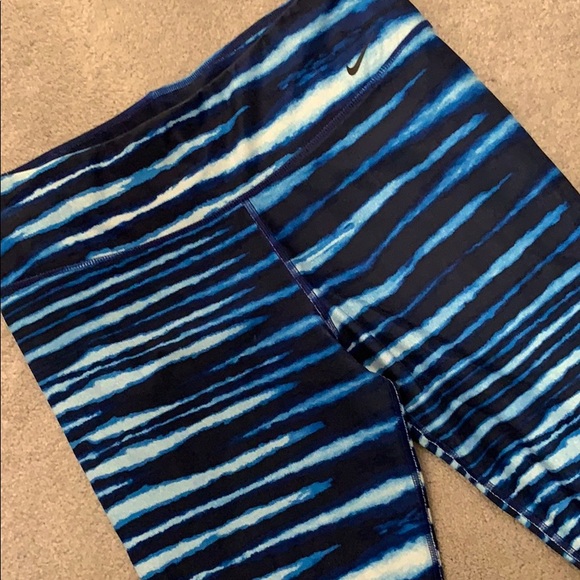 Leggings - Picture 2 of 3